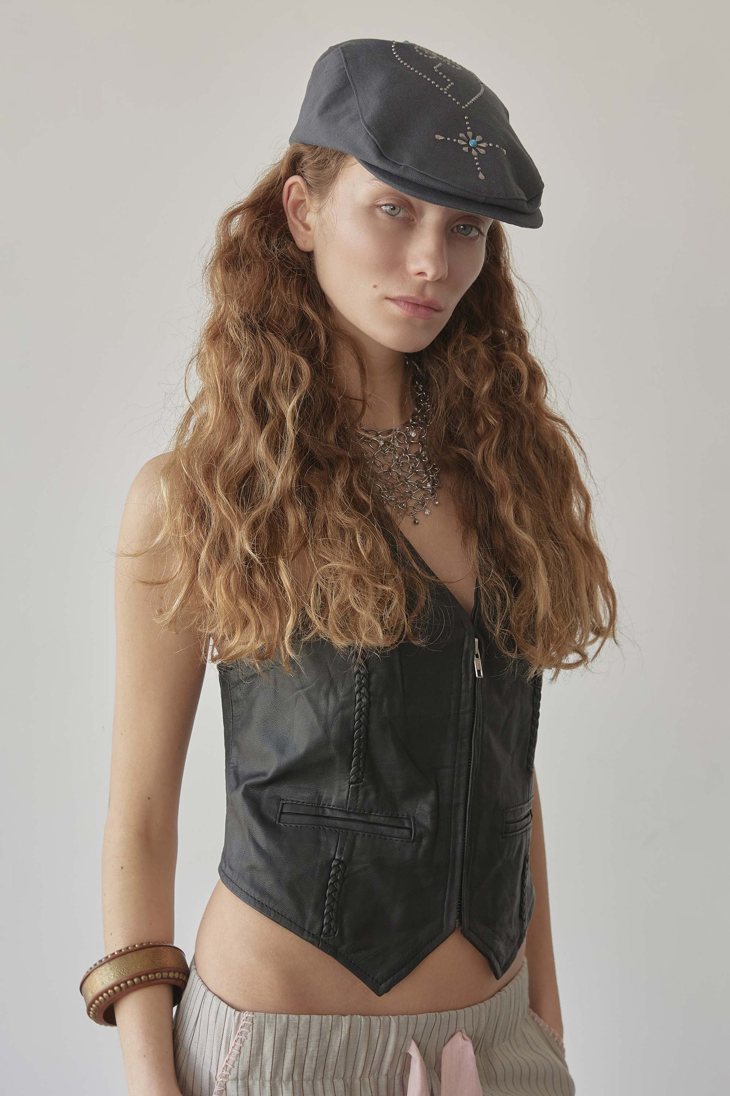 Boho Stud Hunting Cap Charcoal