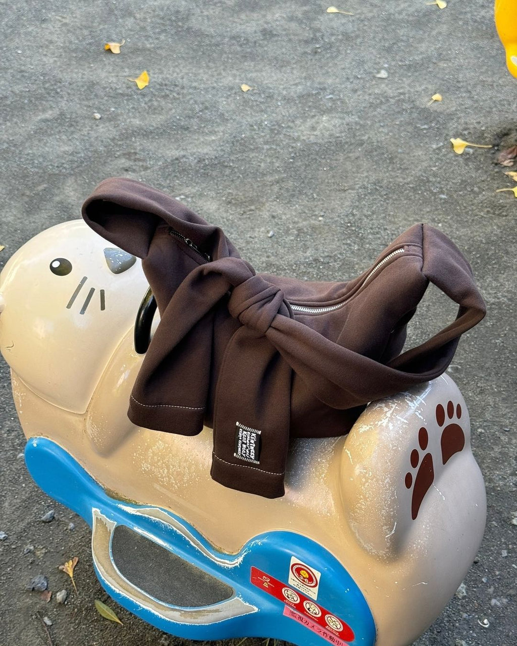 [香港現貨✨] [官方代理💣] KENTNNEY 3-WAY SWEATER DAILY WINDY BAG - Mojave Choco