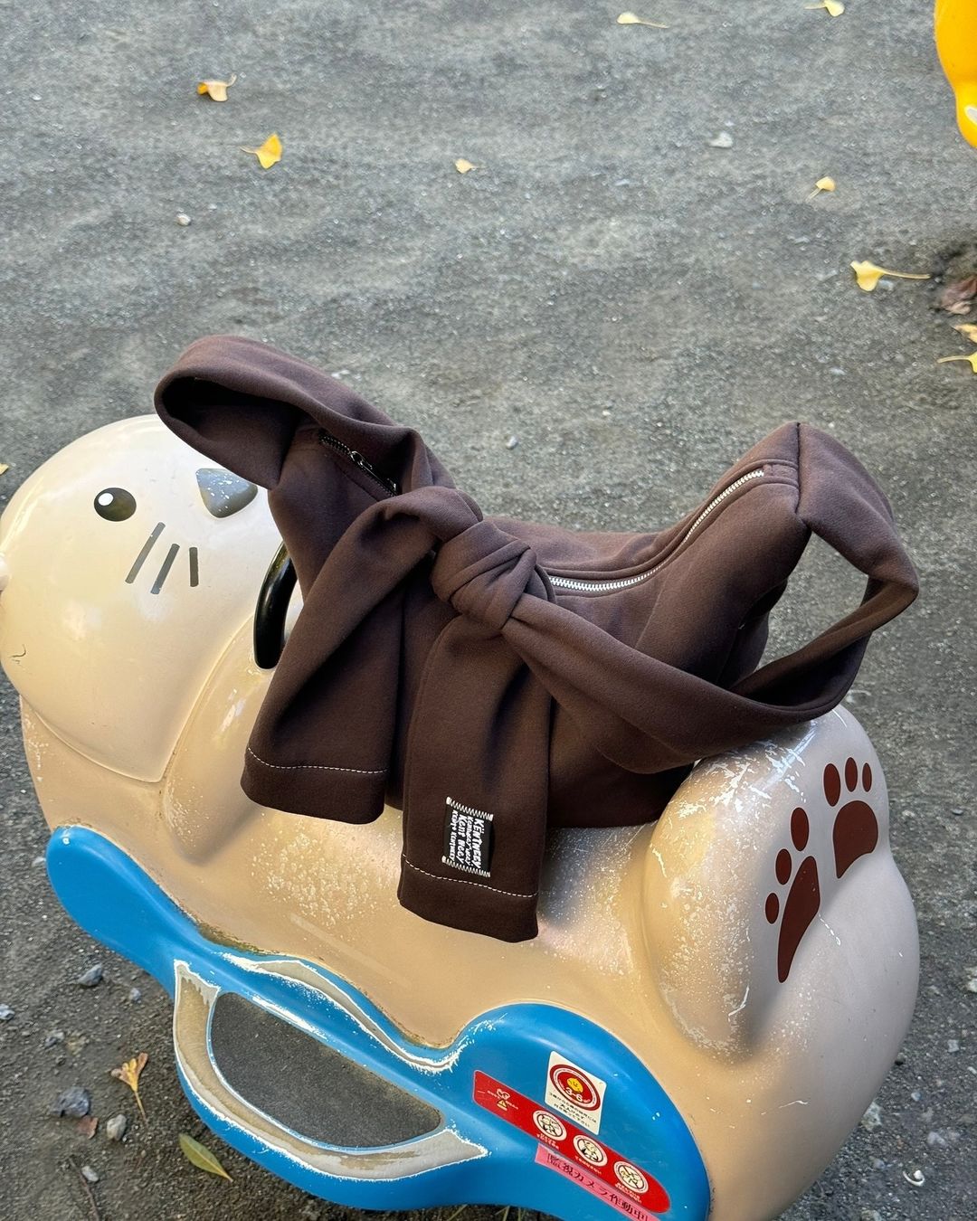 [香港現貨✨] [官方代理💣] KENTNNEY 3-WAY SWEATER DAILY WINDY BAG - Mojave Choco