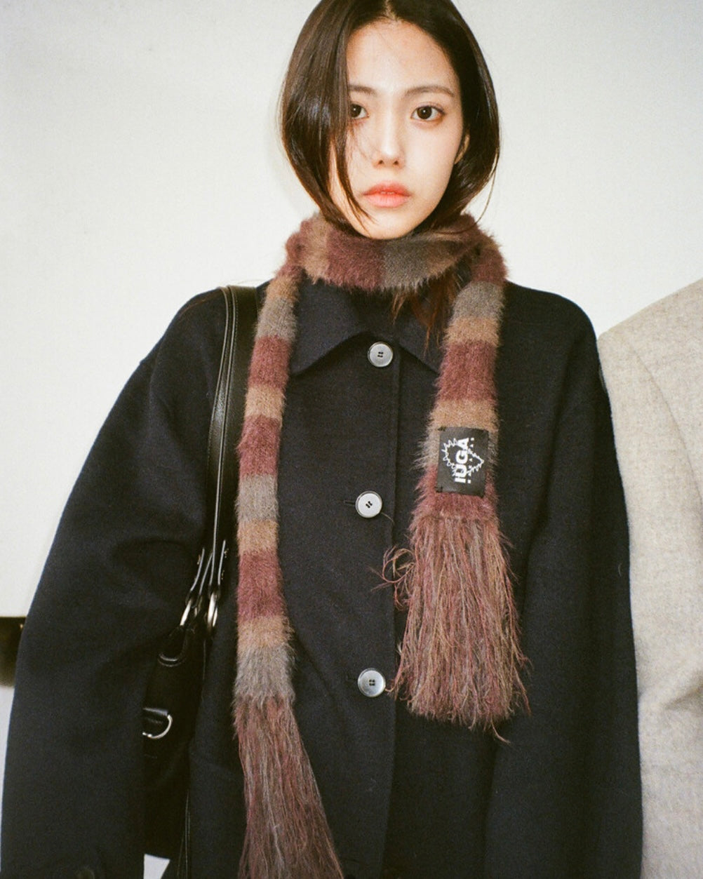 IUGA STRIPED HAIRY SKINNY MUFFLER / BROWN