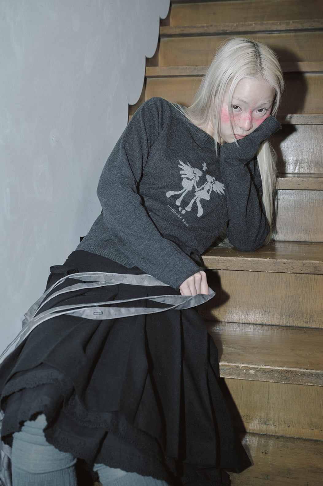 hugyourskin Fallen angel button knit top (Charcoal)