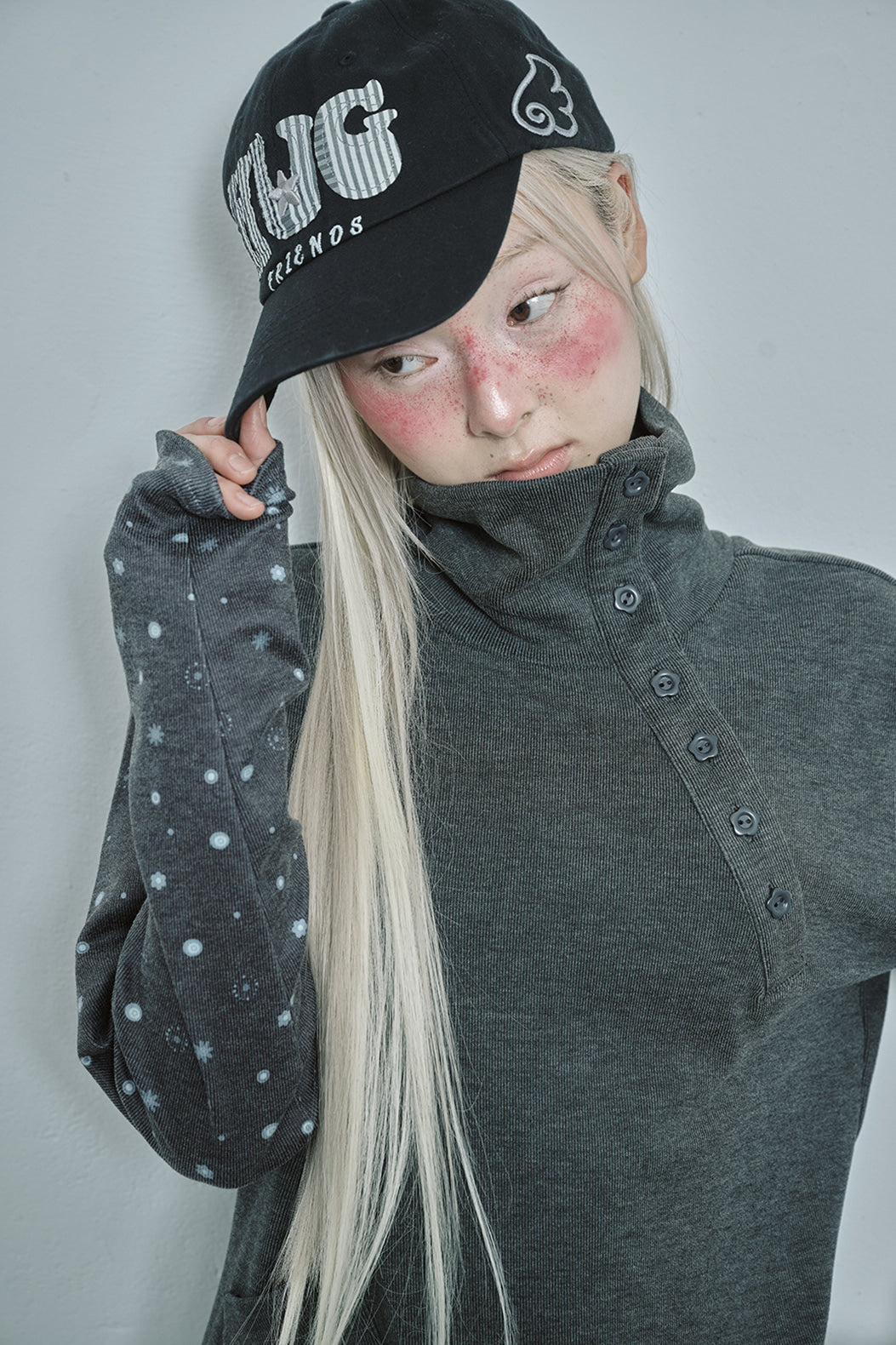 hugyourskin HUG friends cap (Black)