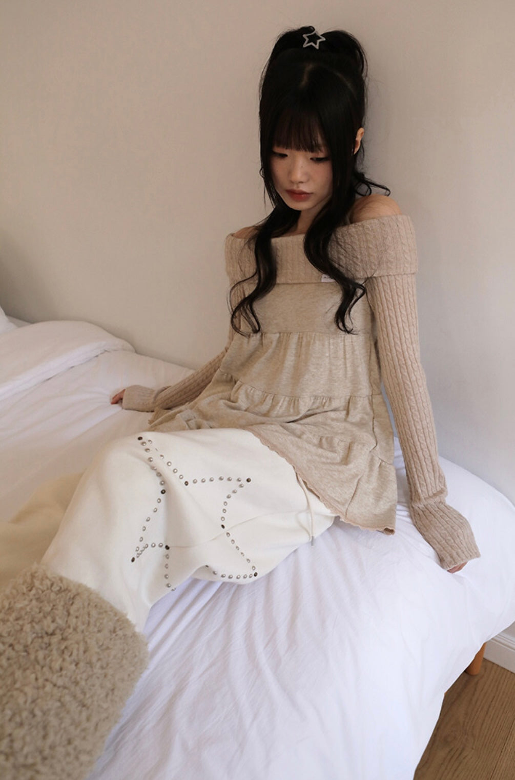 nofficialnoffice CANCAN OFF SHOULDER TOP BEIGE