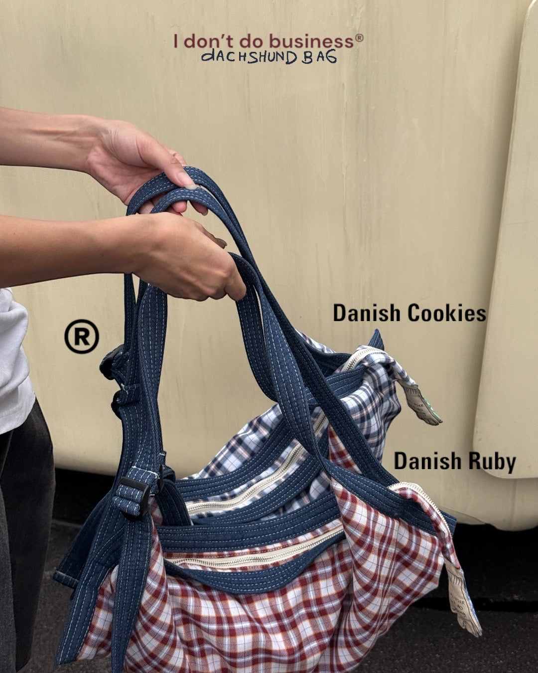 𝑯𝒐𝒍𝒊𝒅𝒂𝒚 𝑺𝑨𝑳𝑬 [香港現貨✨] [官方代理] Dachshund Bag - Jeans Collection