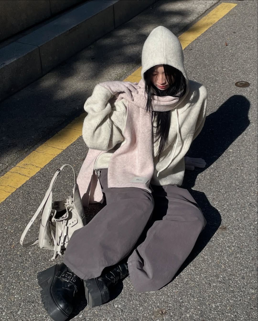 DEINET STUD BELTED MINI BUCKET BAG - 3COLORS