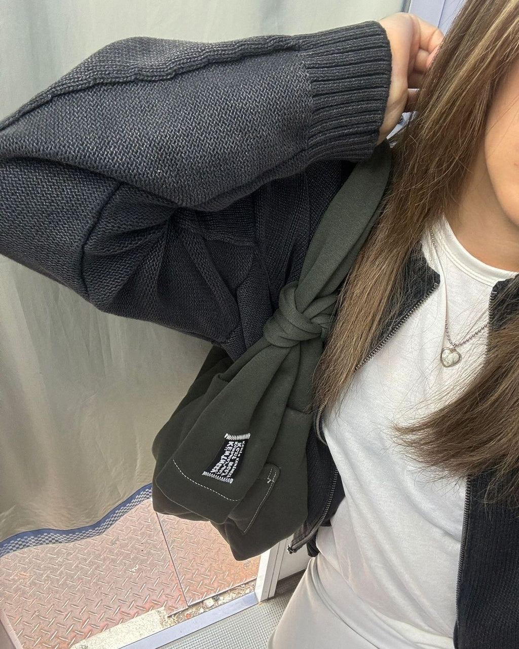 [香港現貨✨] [官方代理💣] KENTNEEY 3-WAY SWEATER DAILY WINDY BAG - Olivia