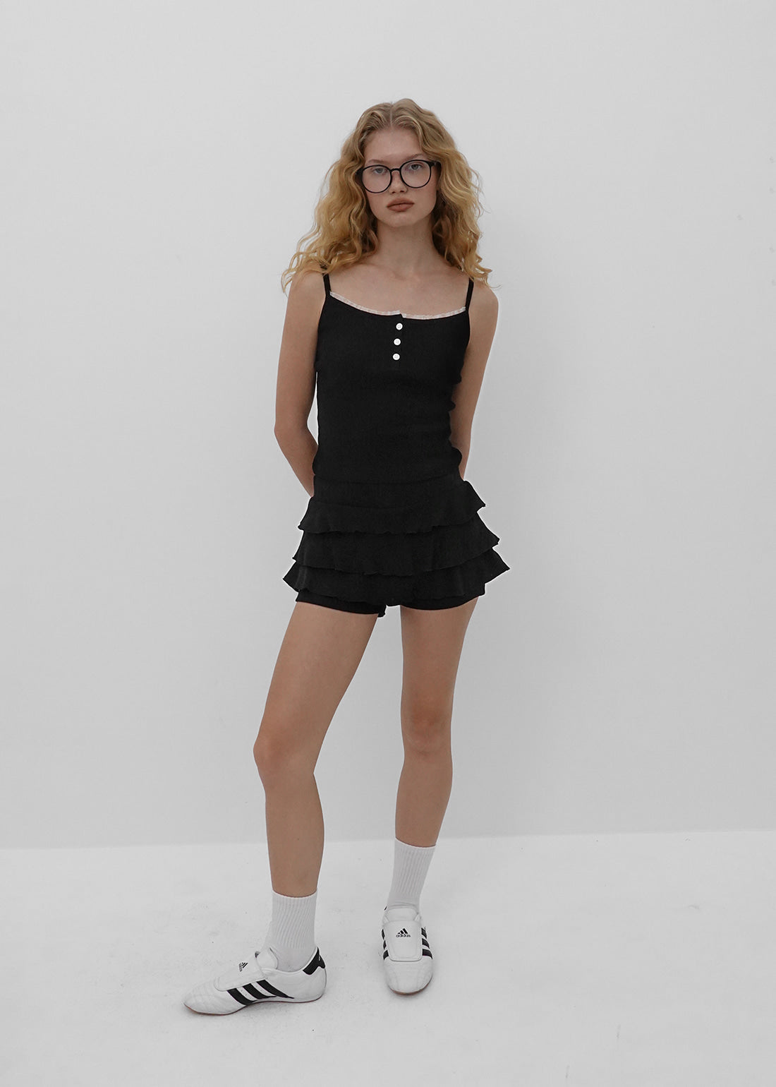 [韓國製造🇰🇷] Chitti Punching Lace Tank Top / 3colors