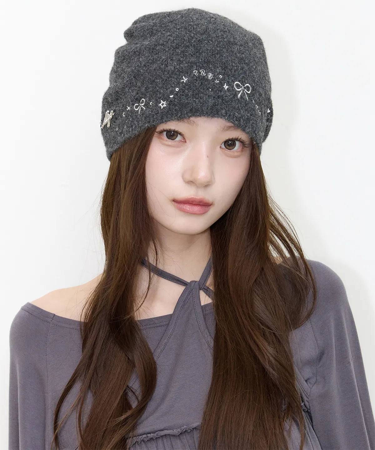 [illigo] DRAWING EMBROIDERY BEANIE_CHARCOAL