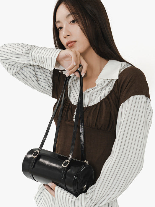 FINDKAPOOR Pillow Shoulder Bag / Black