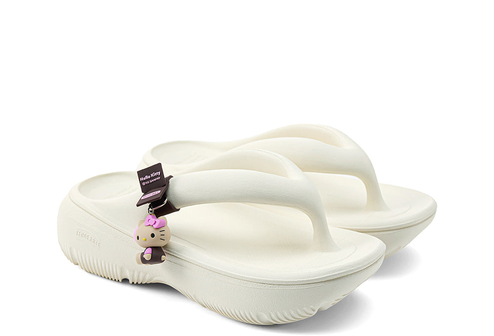 TAW&TOE Zerovity™ Plumpy Tan Hello Kitty Charm Deco Set