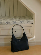 Heeari Ivy Nylon Shoulder Bag / Black