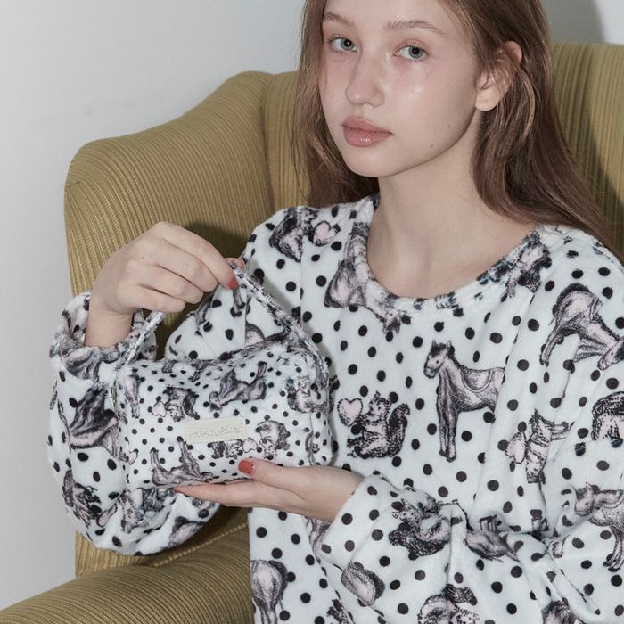 Dot Dot Hand Pouch Bag