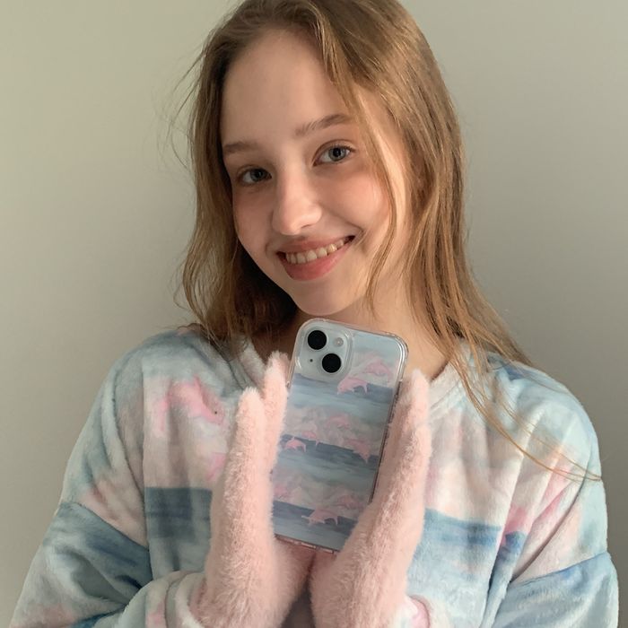 Pink Dolphin Phone Case (clear/Magsafe)