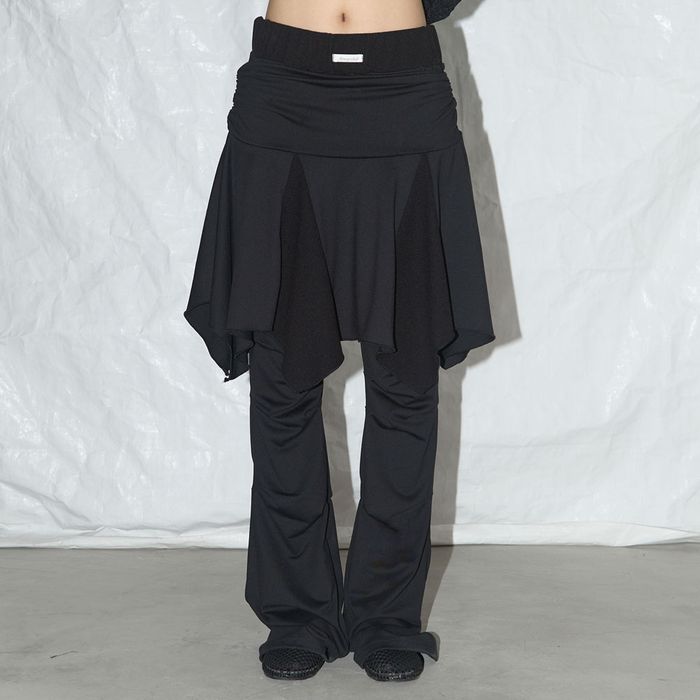 NASTY FANCY CLUB UNBALANCE SKIRT LAYERED PINTUCK PANTS / BLACK