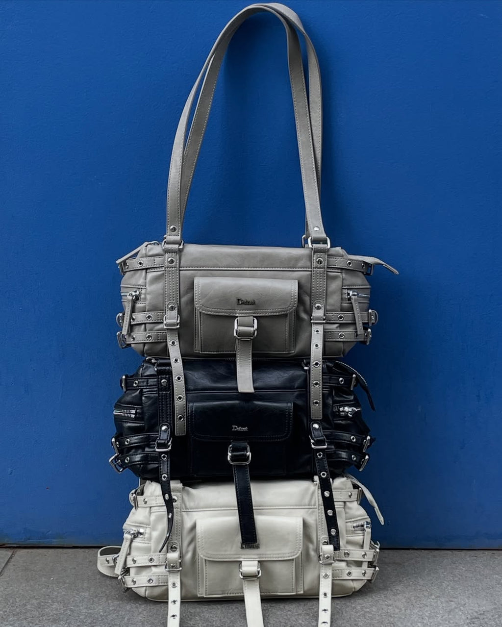 [DEINET] BELTED POCKET MINI SHOULDER BAG IN GREY