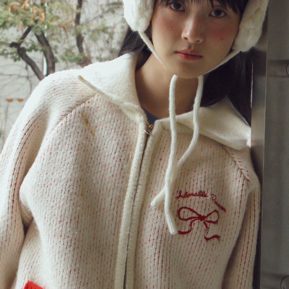 RONRON BACK HEART RIBBON COWICHAN KNIT ZIP UP / IVORY RED