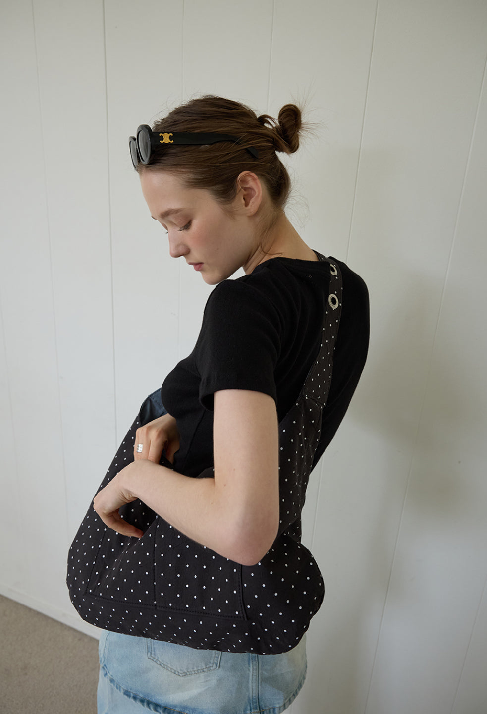 LETERIE BUCKLE REVERSIBLE SHOULDER BAG_4COLORS