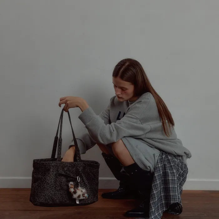 LETERIE SUEDE SQUARE LEOPARD SHOULDER BAG_KHAKI