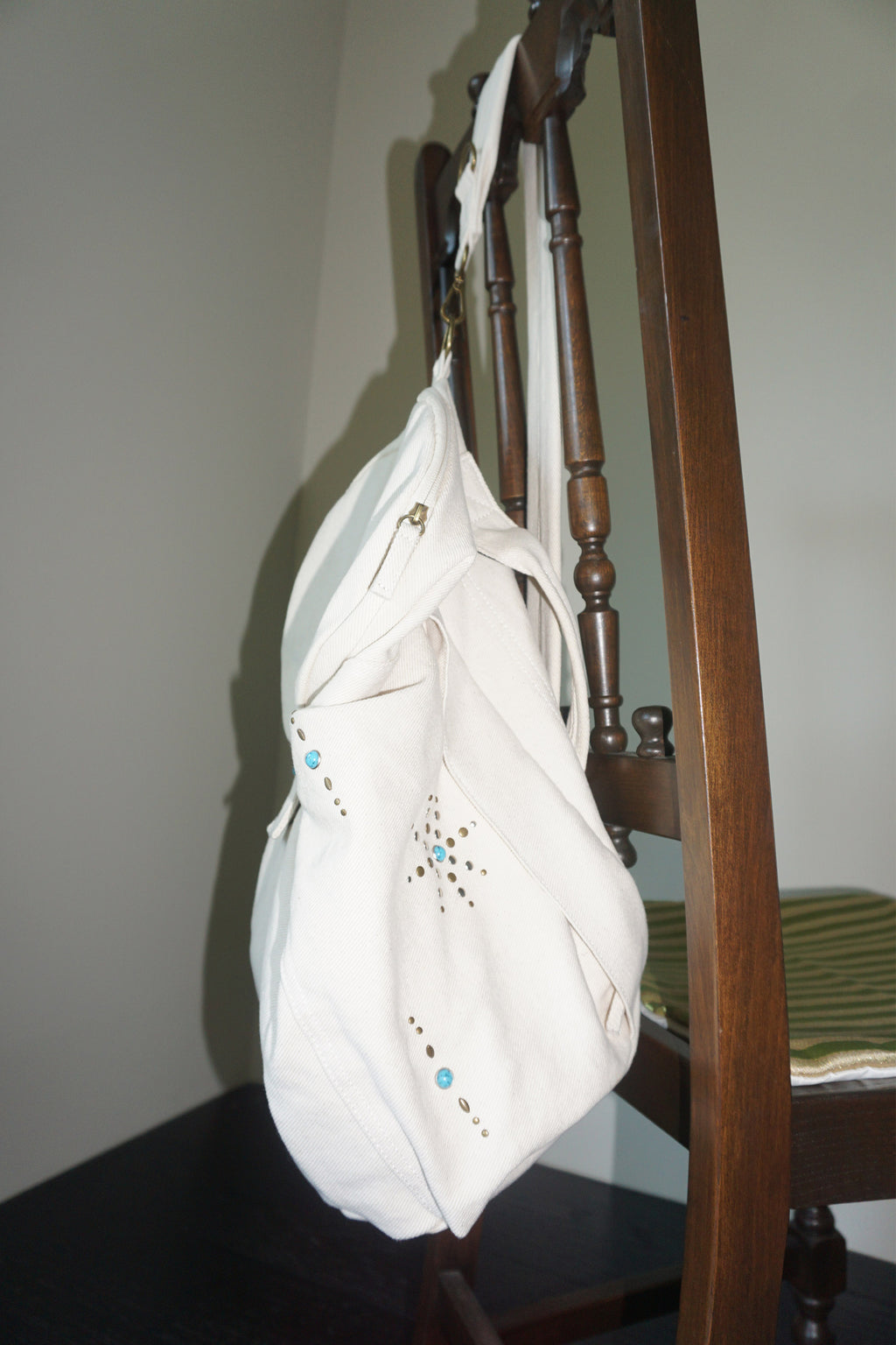 Sculptor Three-Way Stud Twill Bag Natural