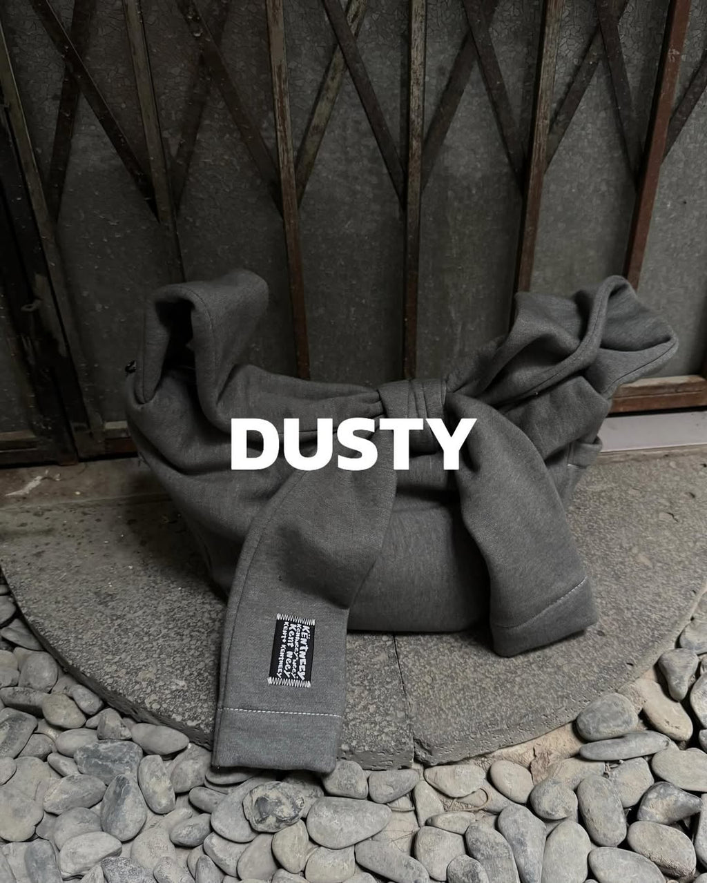 [香港現貨✨] [官方代理💣] KENTNEEY 3-WAY SWEATER DAILY WINDY BAG - DUSTY GREY