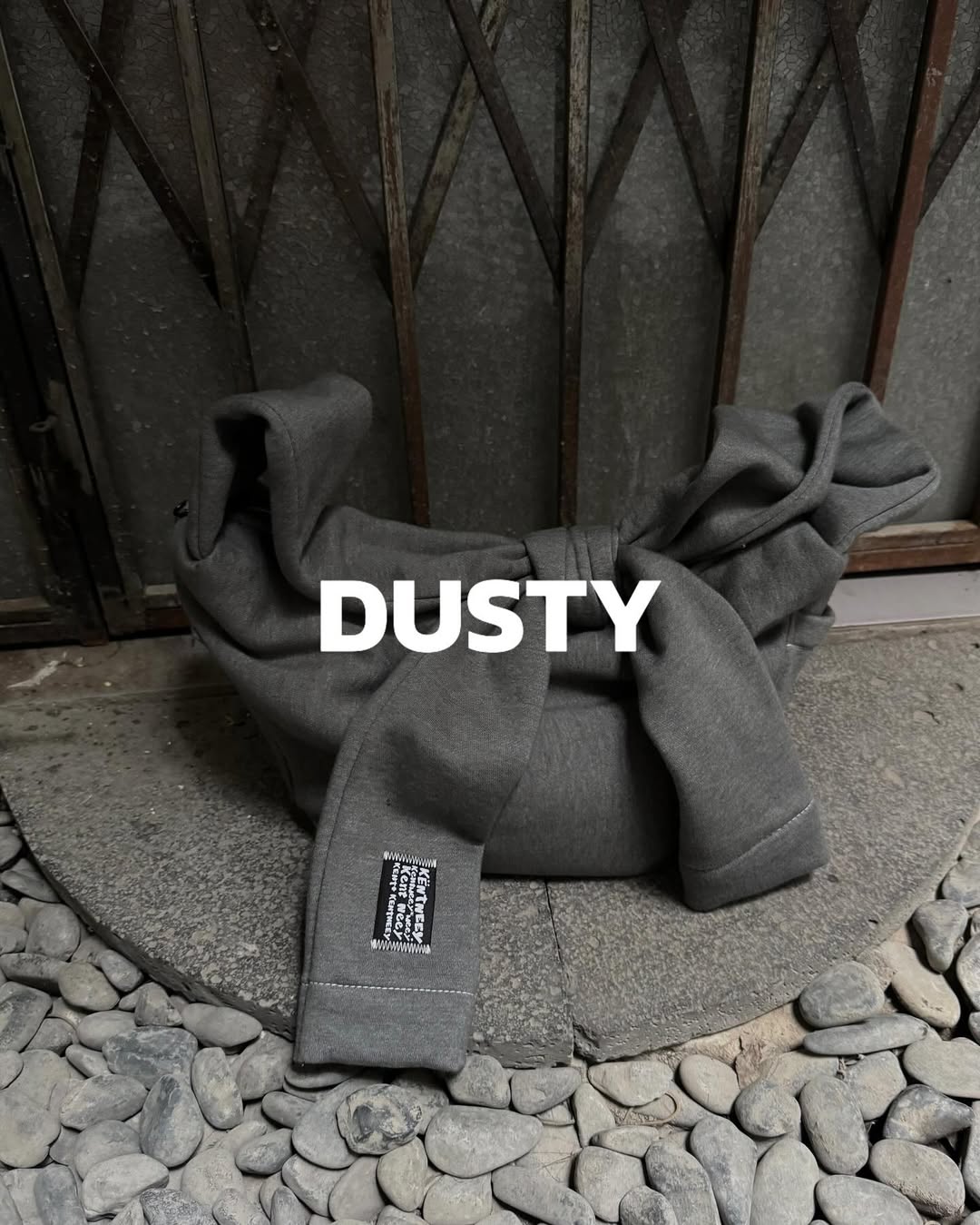[香港現貨✨] [官方代理💣] KENTNEEY 3-WAY SWEATER DAILY WINDY BAG - DUSTY GREY