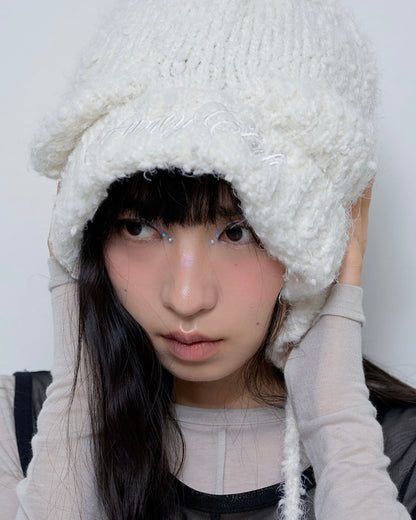 NASTY FANCY CLUB BUNNY TROOPER BEANIE / IVORY