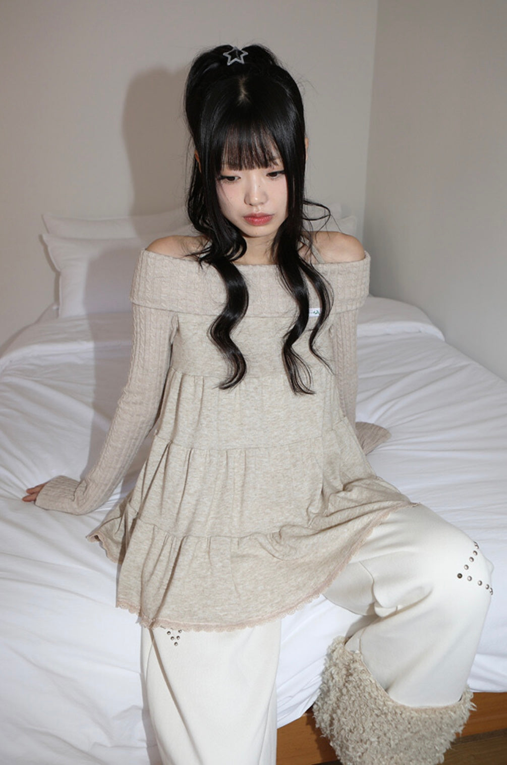 nofficialnoffice CANCAN OFF SHOULDER TOP BEIGE