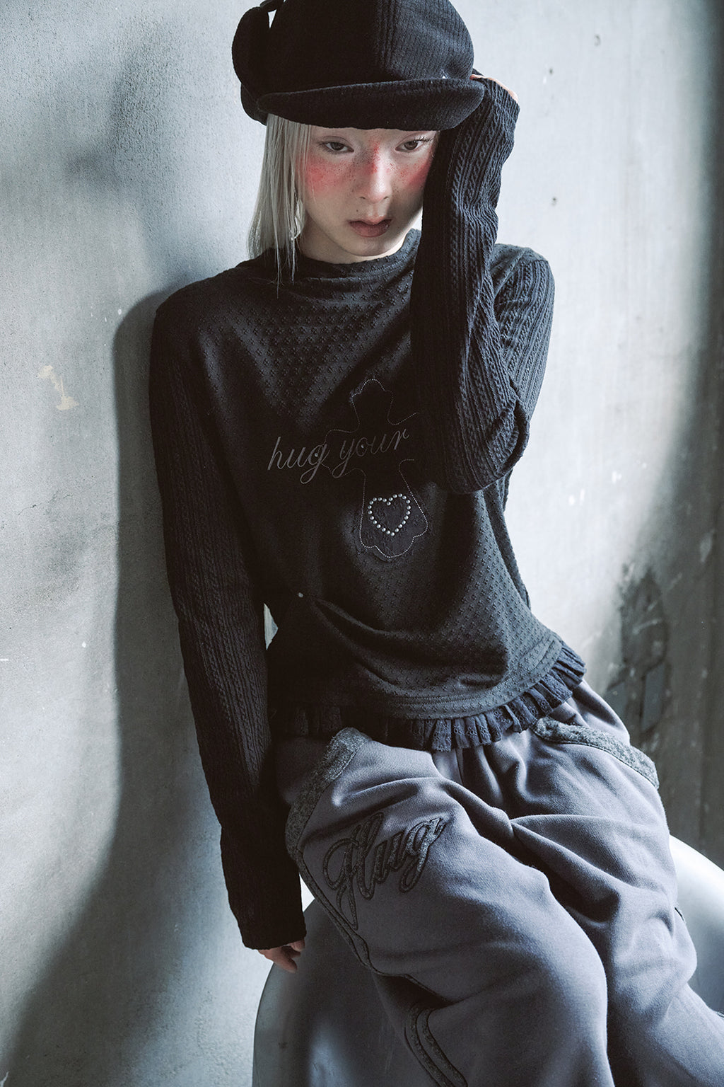 Lace cross patch hoodie (2colors)