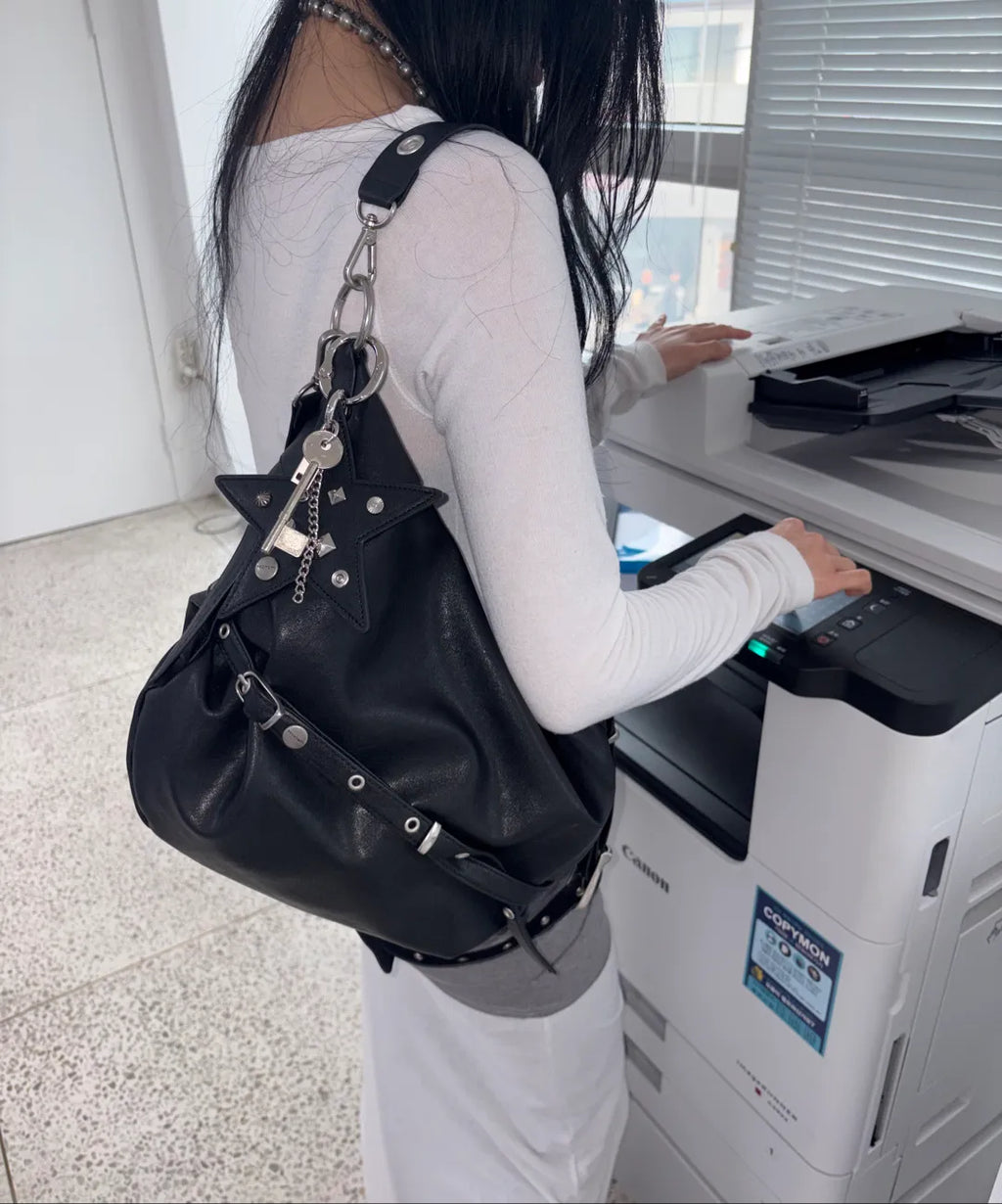 yeomim slouchy bag (black) & keyring set