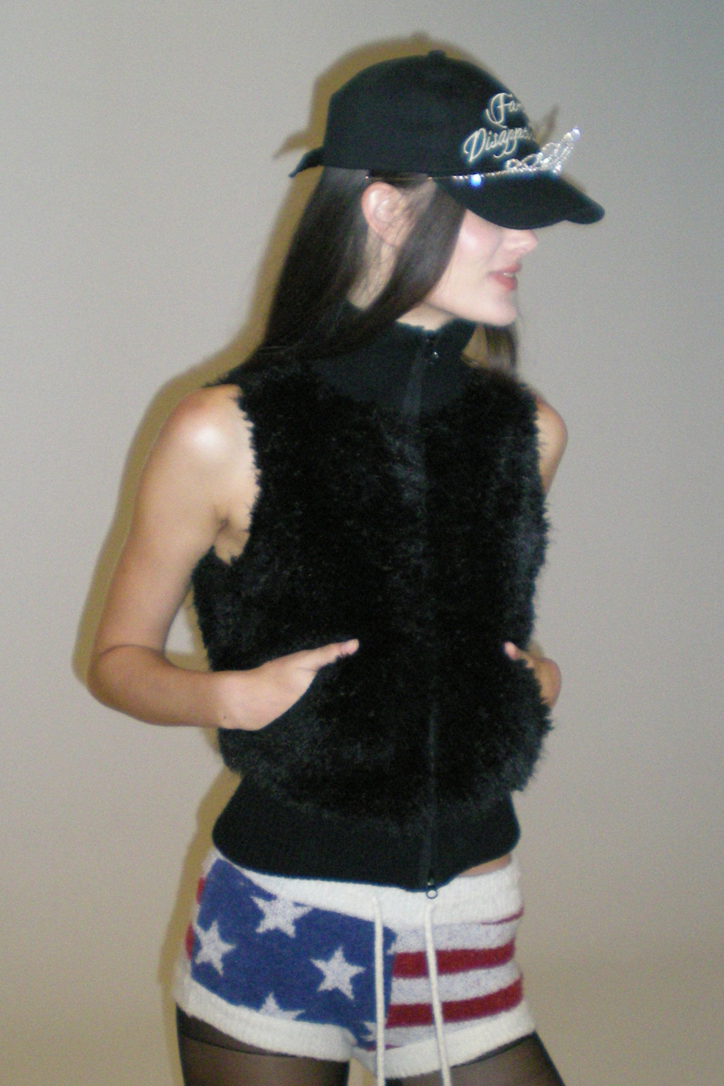 Sculptor Faux Fur Zip-Up Vest Black