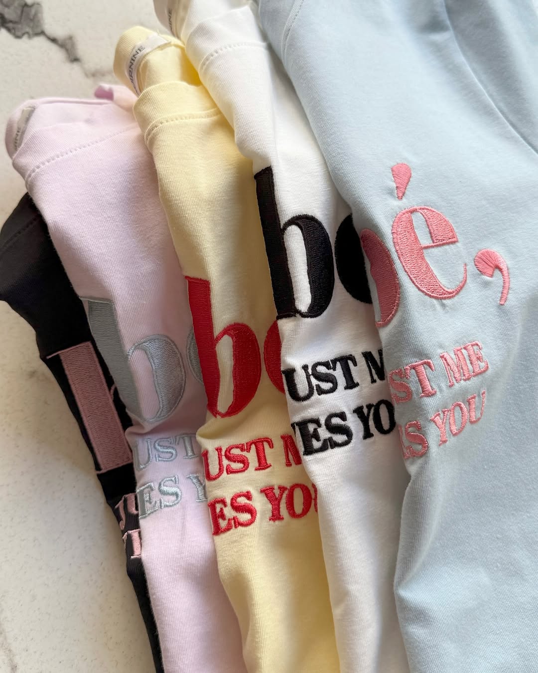 NOIRNINE Bébé Crop T-shirts / 5colors