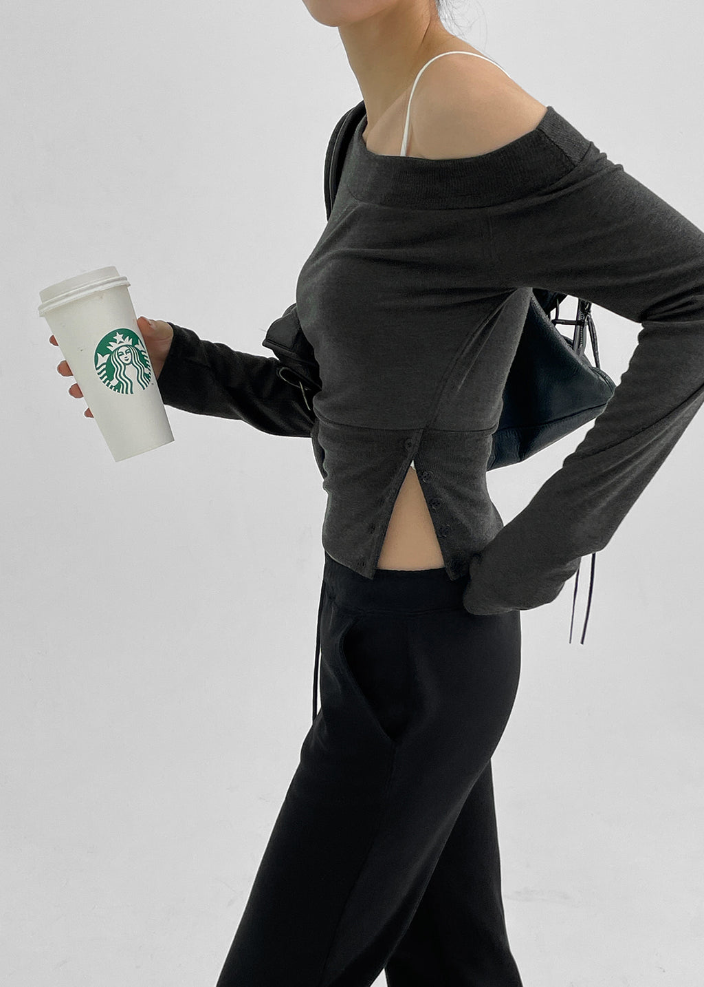 韓國製造 Slit Button Off-Shoulder Top / 4colors