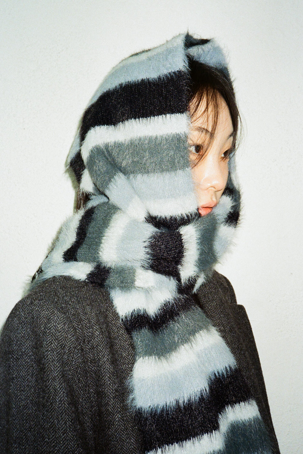 IUGA Striped Hairy Bold Muffler (Blue)