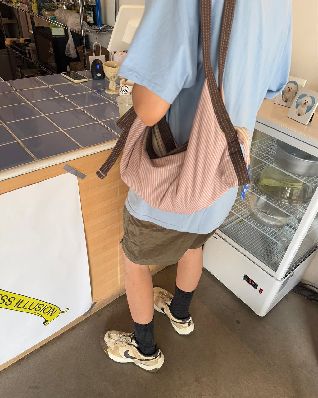 [香港現貨✨] [官方代理] Dachshund Bag - Apricot Strippy