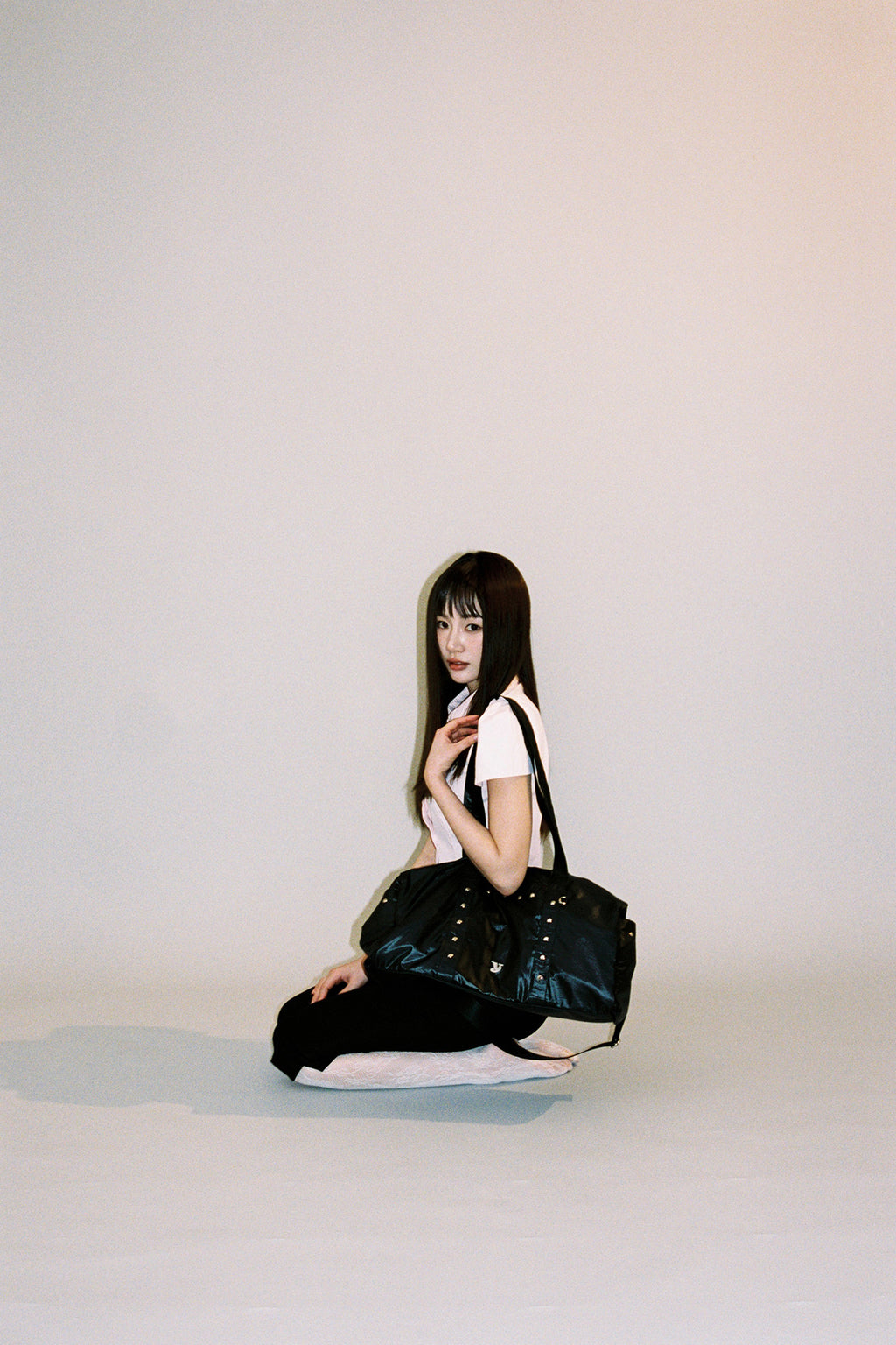 Yeomim stud duffle bag / black