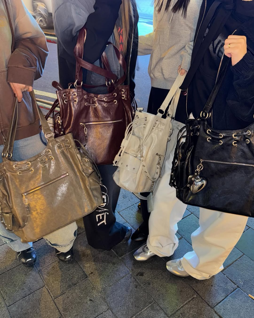 DEINET NEW STUD STRING BIG BAG IN KHAKI