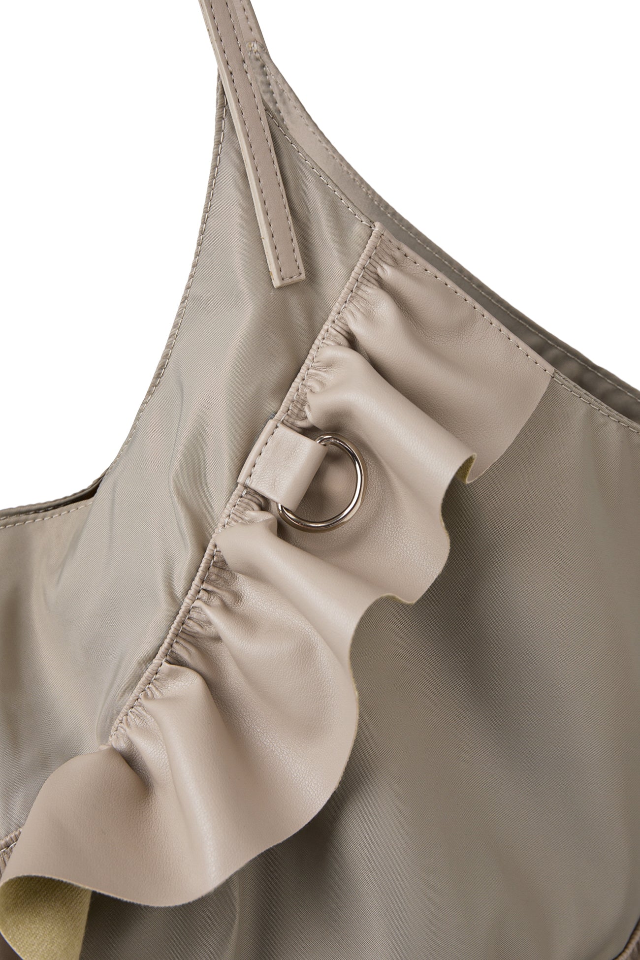 FRILL BIG BAG IN BEIGE