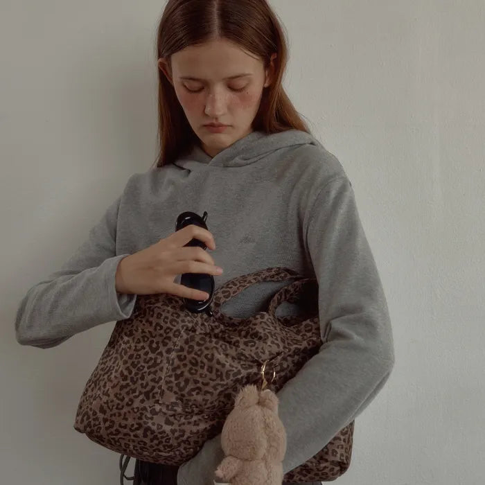 LETERIE SUEDE SQUARE LEOPARD SHOULDER BAG_KHAKI