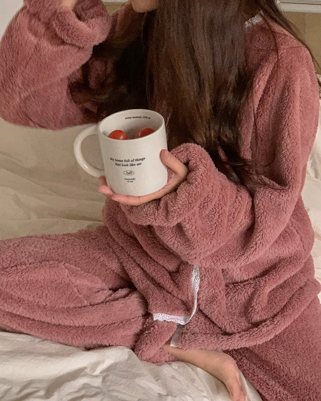 [韓國售出10,000+⭐️] J'eu Fluffy Lace Fleece Pajama Set 5colors
