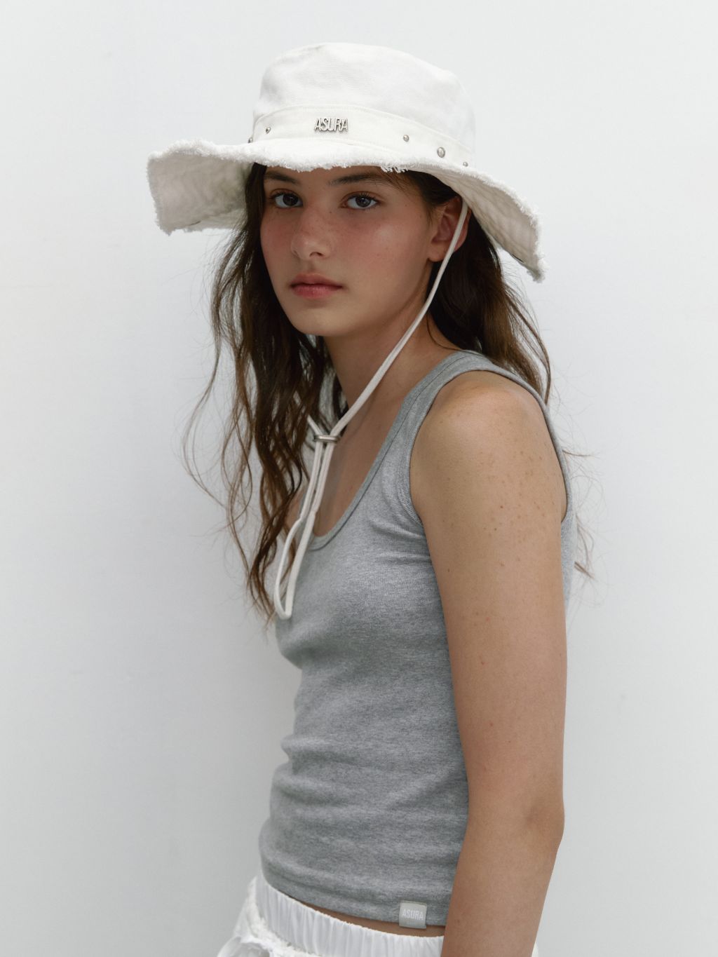 ASURA STUD COTTON HAT (IVORY)
