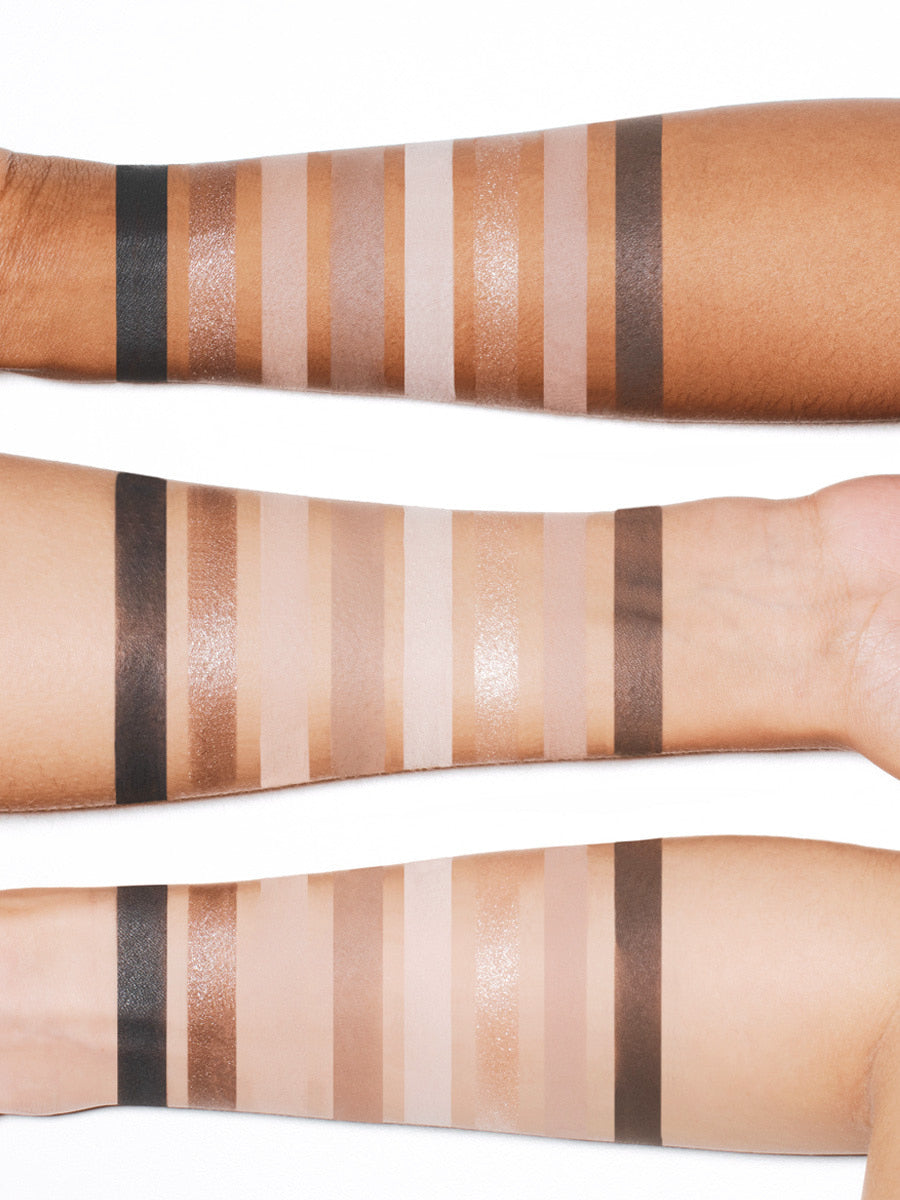 RISKY Pigment Eyeshadow Palette / SOFT SMOKY