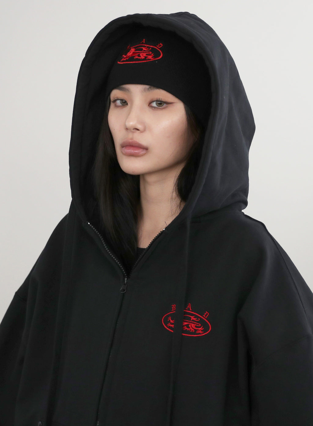 Mystic Capsule Hood Zip Up / Black