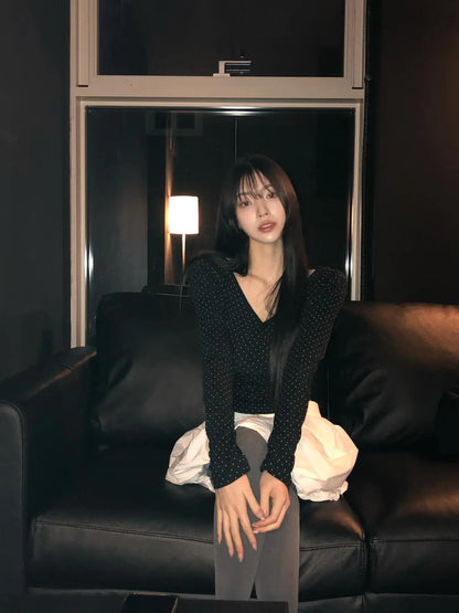 [韓國製造🇰🇷] BLACKUP Dot V-Neck Long Sleeve Tee / 2colors