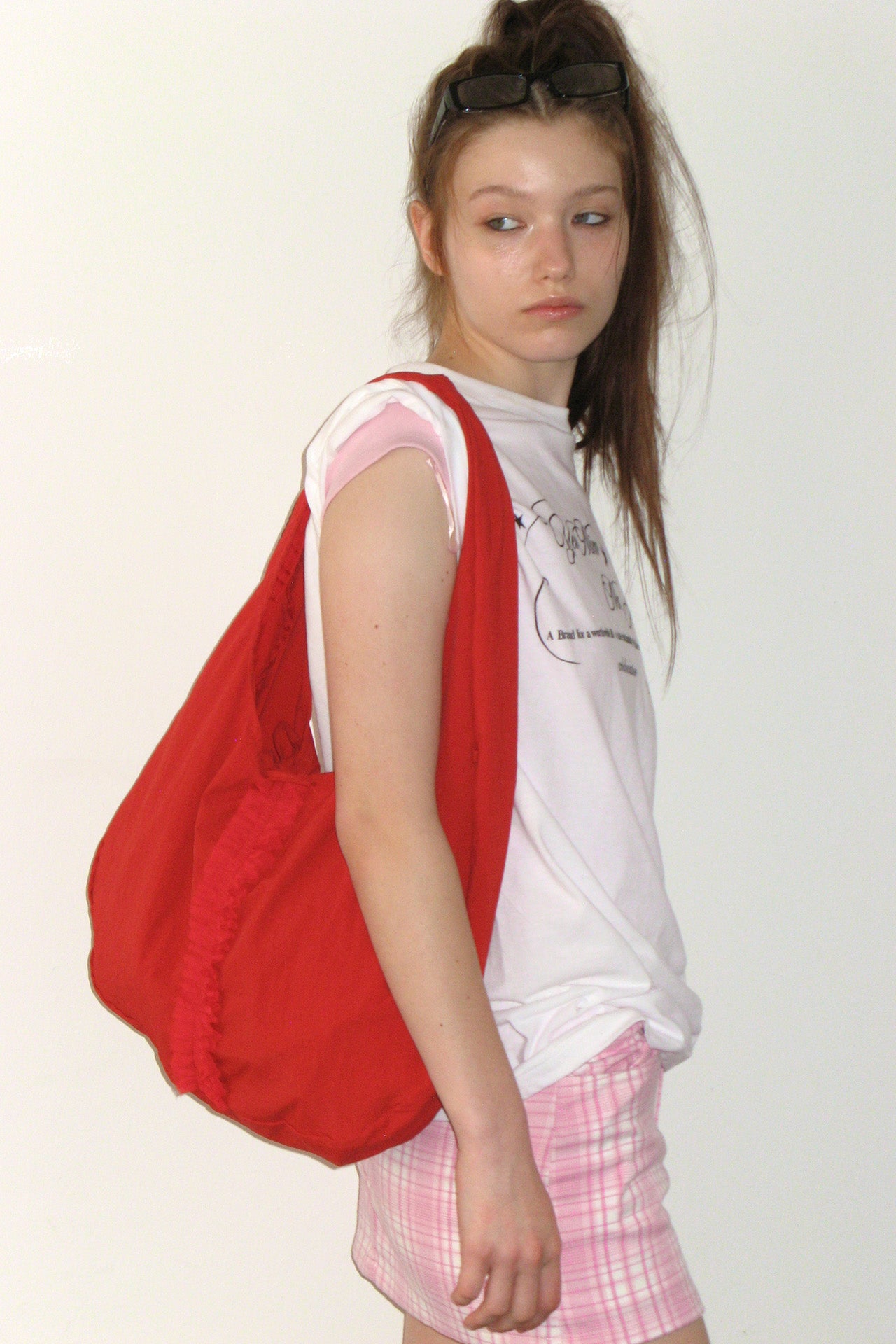 Yeomim frill hobo bag / strawberry