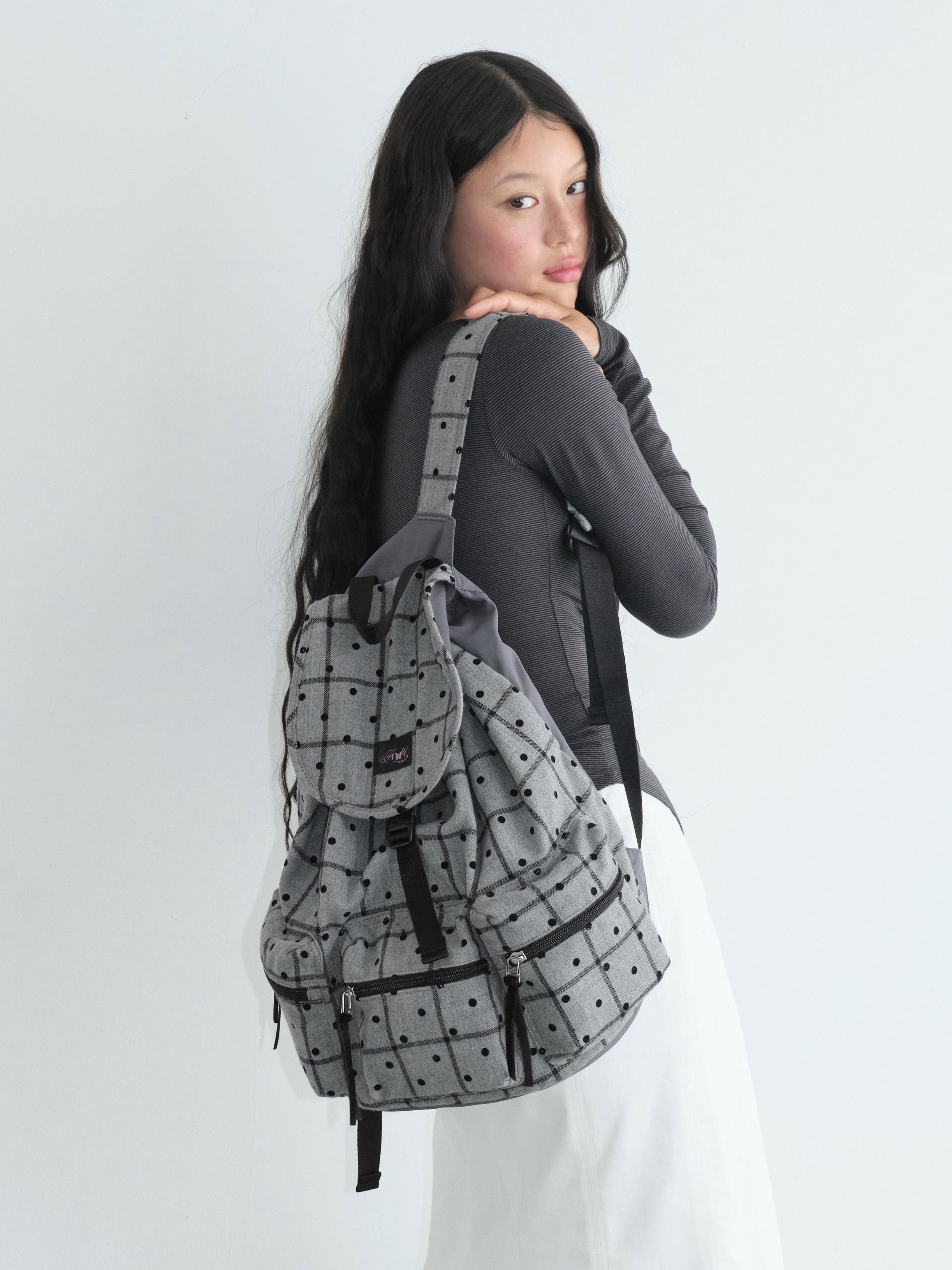BERRY POCKET BACKPACK LARGE - DOT GREY