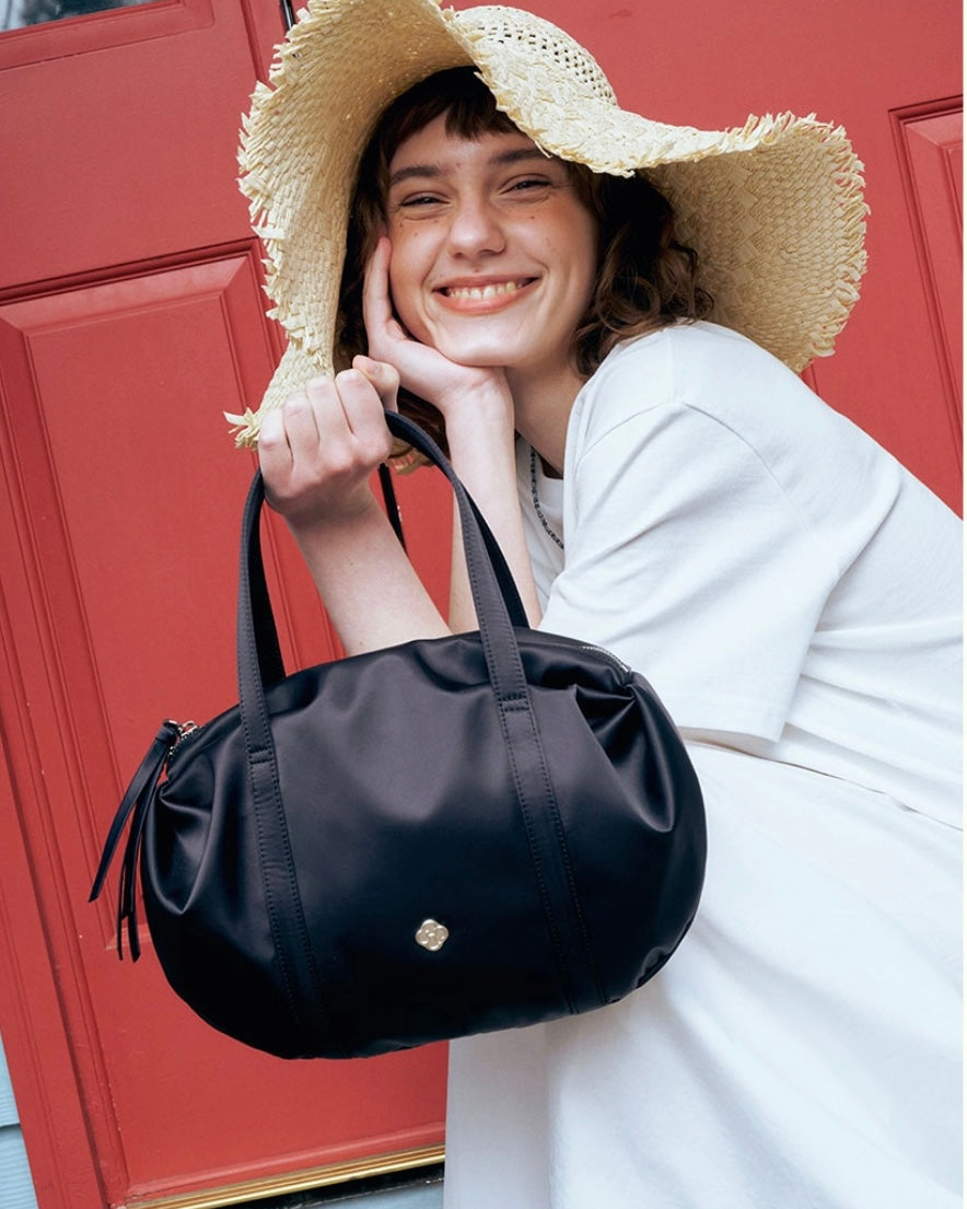 Heeari Aurora Shirring Duffel Mini Bag / black