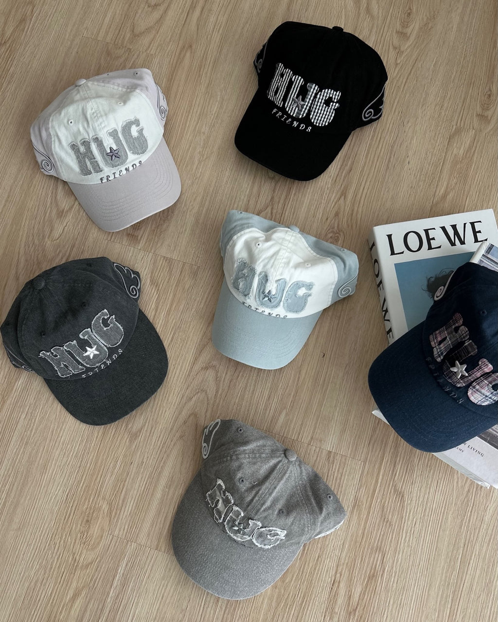 [hugyourskin] HUG FRIENDS CAP