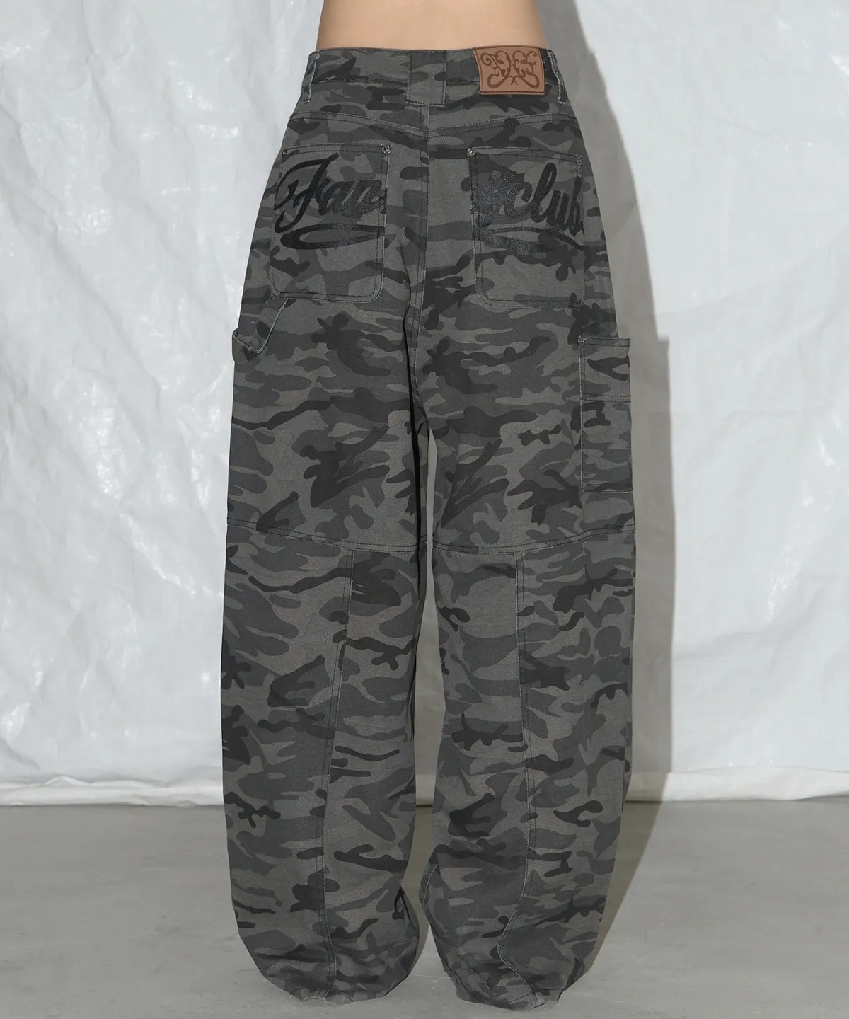 NASTY FANCY CLUB CARPENTER LETTERING DENIM PANTS / DARK GREY