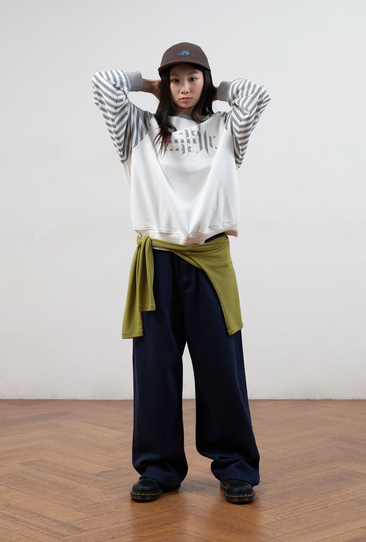 STRIPE 3STAR RAGLAN SWEATSHIRTS [WHITE]