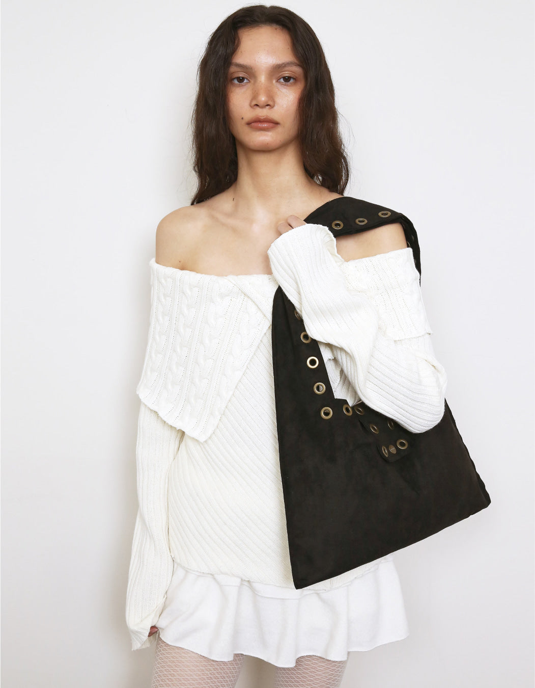 Polysooem EYELET SUEDE SHOULDER BAG / BLACK